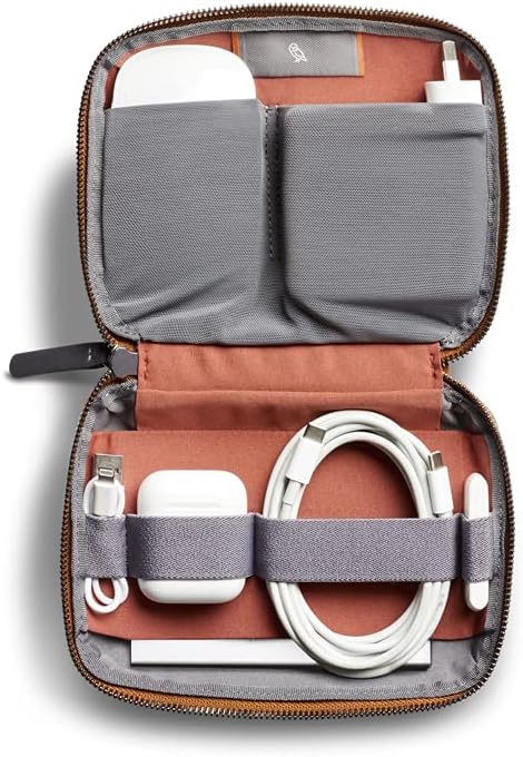 617IHq7-jOL._AC_SL1200_.jpg Bellroy Tech Kit Compact (Tech Accessories Organizer, Zipper Pouch) - Bronze
