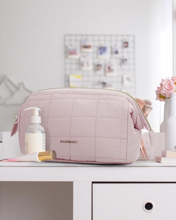 61JSyAKZYsL._AC_SL1500_.jpg BAGSMART Makeup Bag Travel Toiletry Bag, Puffy Padded Make Up Bags for Women Makeup Organizer Case, Wide-open Pouch Purse Travel Essentials Toiletries Accessories Brushes, Pink