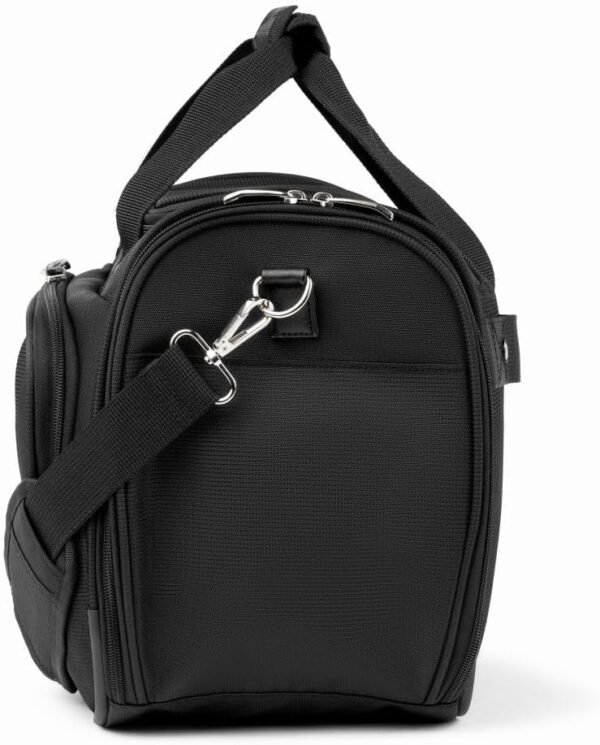 61gZ1SmqpL._AC_SL1000_.jpg Travelpro Maxlite 5 Softside Lightweight Underseat Carry-On Travel Tote, Overnight Weekender Bag