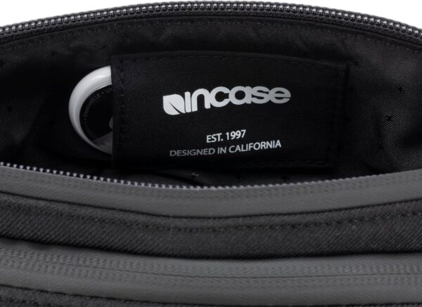 71yMY5Zt2L._AC_SL1500_.jpg Incase Facet Accessory Organizer - Electronic Organizer Case, Multiple Zippered Compartments, Cable Managment, Easy Carry Loop, Water-Repellent, Travel-Friendly – Twill Black