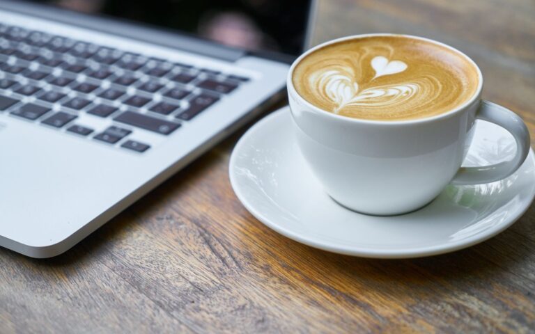 25 Best Apps for Freelancers (Free and Paid)