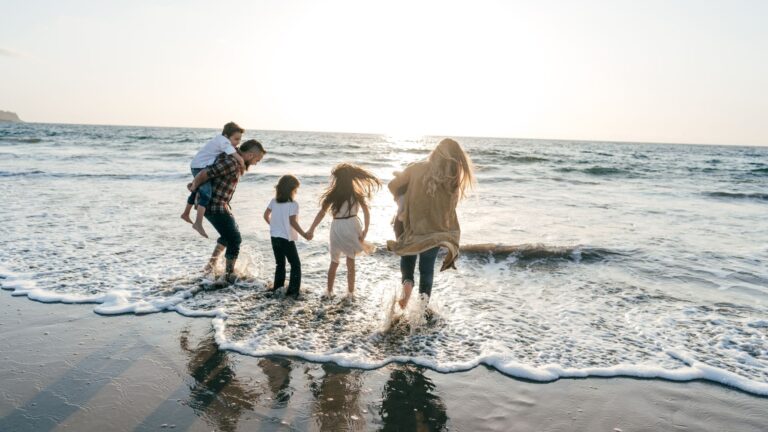 20 Family-Friendly Destinations in Asia for Summer